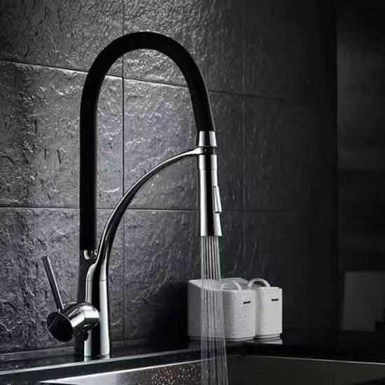 Drehbarer Ganzkupfer-Auszieh-Küchenhahn für Warm- und Kaltwasser