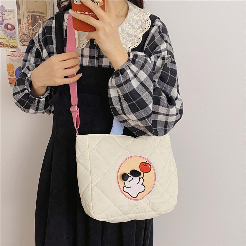 Cute Contrasting Color Portable Large-capacity Bucket Bag Girl Heart Niche Tote Bag Female Cartoon Messenger Bag