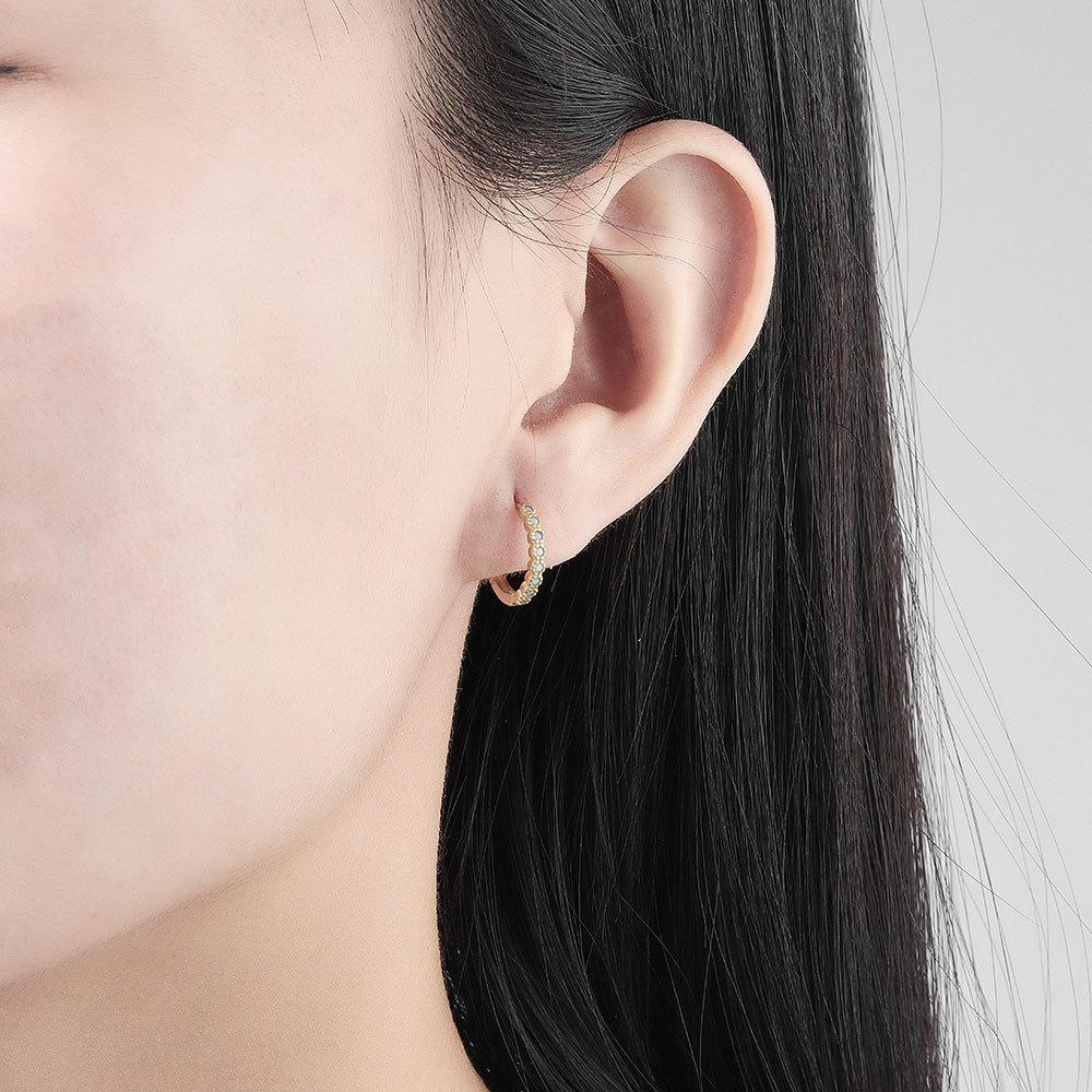 Orecchini a Cerchio Dorati Micro Pavé Zirconi Colorati Tono Freddo Gioielli Moda Hip Hop Per Donne e Uomini