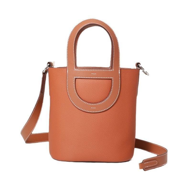 Dámská kabelka přes rameno z pravé kůže, vrchní vrstva, košík na zeleninu, kbelík