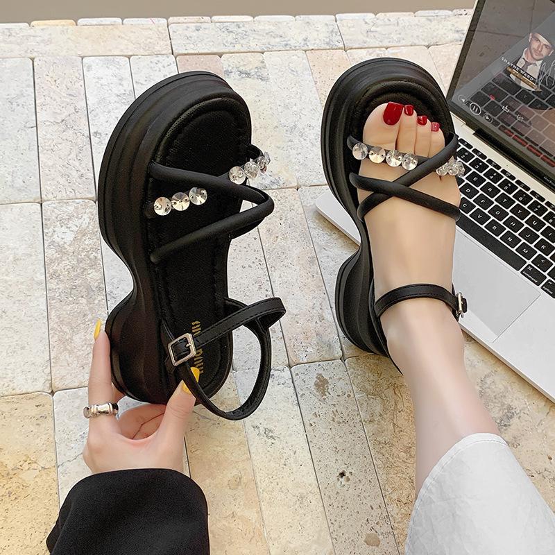 Platform muffin sandals 2025 summer new high-end versatile beach rhinestone sandals