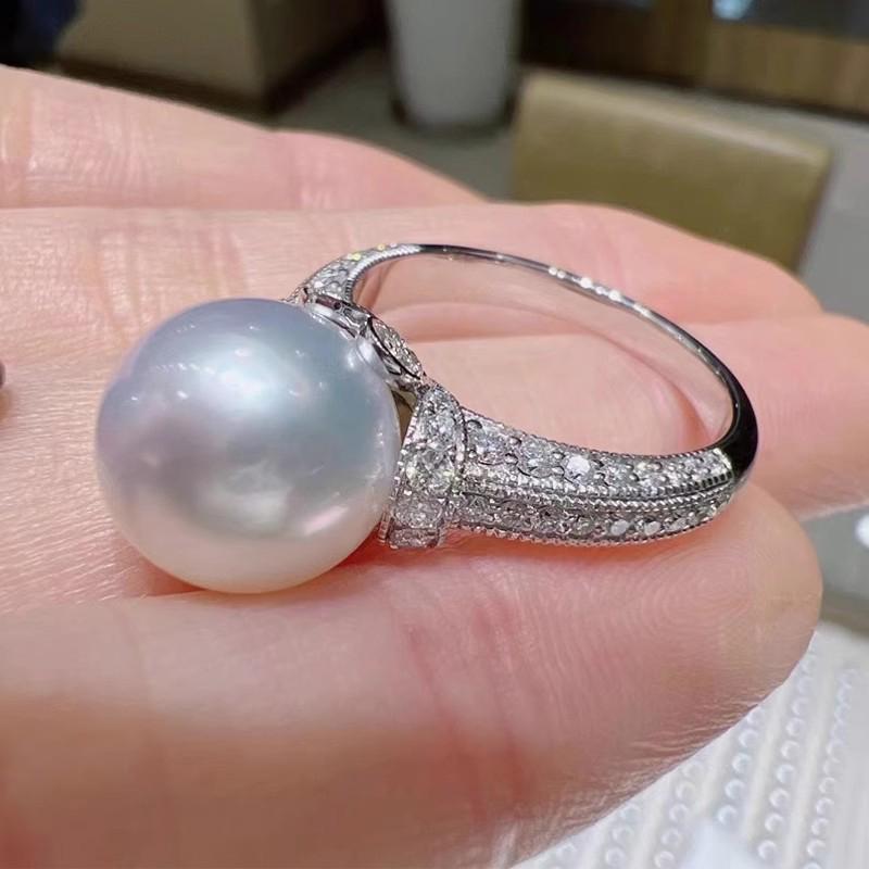 Huitan Round Simulated Pearl Rings Full with Dazzling Cubic Zirconia Temperament Elegant Women Wedding Zircon Drop Shipping