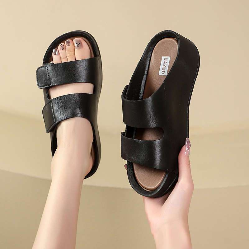 Height increase fashionable versatile thick-bottomed one-word cool slippers 2025 new summer wear light wedge slippers women