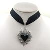 Collar grande del Sagrado Corazón, Sagrado Corazón en llamas, Joyas religiosas, Collar del Sagrado Corazón del Amor de Dios, Gargantilla de terciopelo con corazón gótico