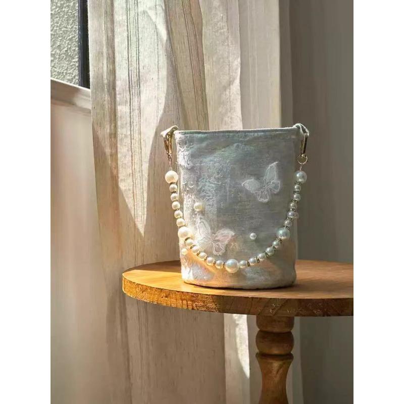 

Xiao Ai Coco | White Dew, the original new Chinese pearl small bucket bag, the new niche shoulder messenger bag