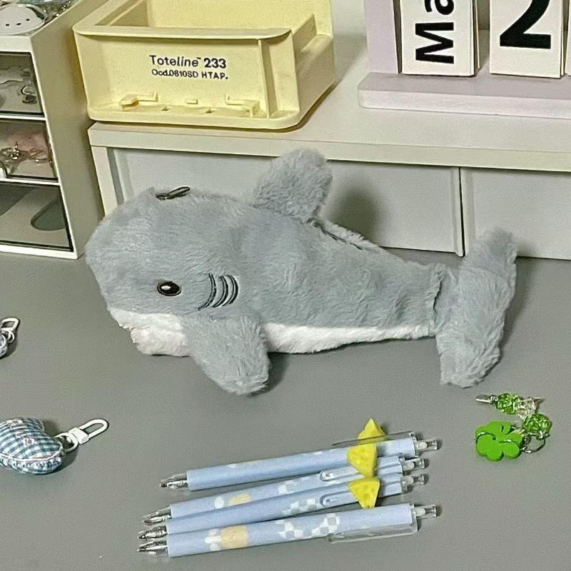 Roztomilý kreslený malý delfín žralok plyšový pouzdro na tužky velkokapacitní taška na ukládání psacích potřeb pouzdro na tužky multifunkční plyšová taška