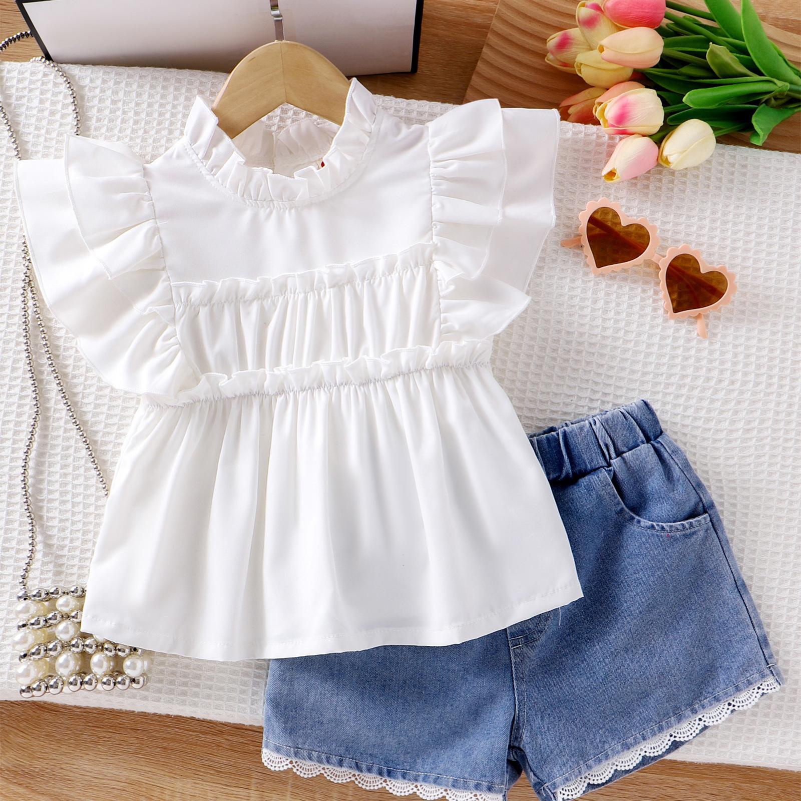 

Детский модный костюм для девочек, летний, с рукавами-крылышками, кружевным воротником, джинсовыми кружевными шортами, костюм из двух частей 5Y белый