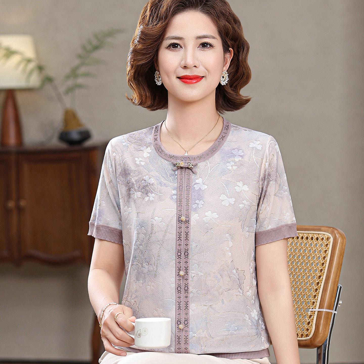

Elegant Summer Knit T-shirt for Middle-aged & Elderly Women - Round Neck, Printed with Hot-fix Rhinestones, Loose Fit, Plus Size XL (105-120 lbs) серый