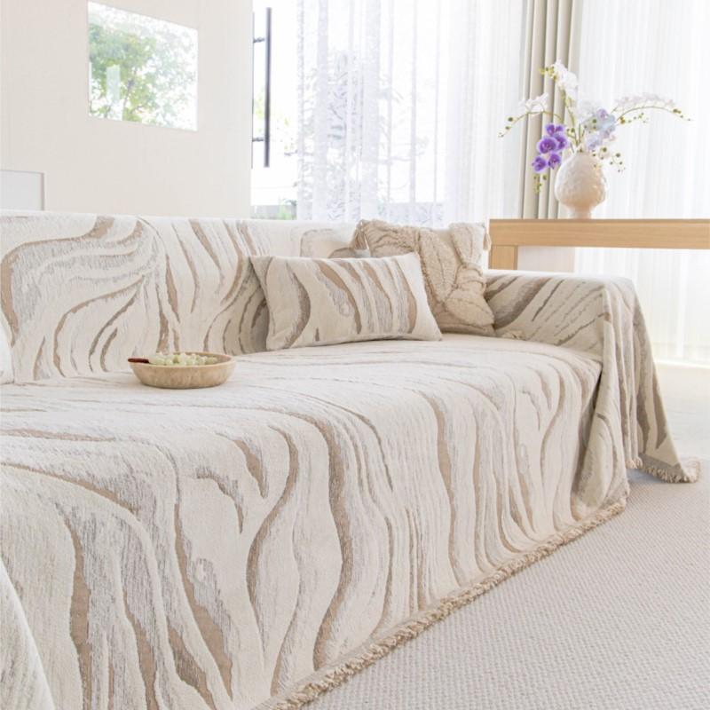 Autumn Winter Camping Picnic Blanket Cojines Decorativos Sofá Sofa Covers Imitation Mink Fur Sofa Mats Throw Blankets