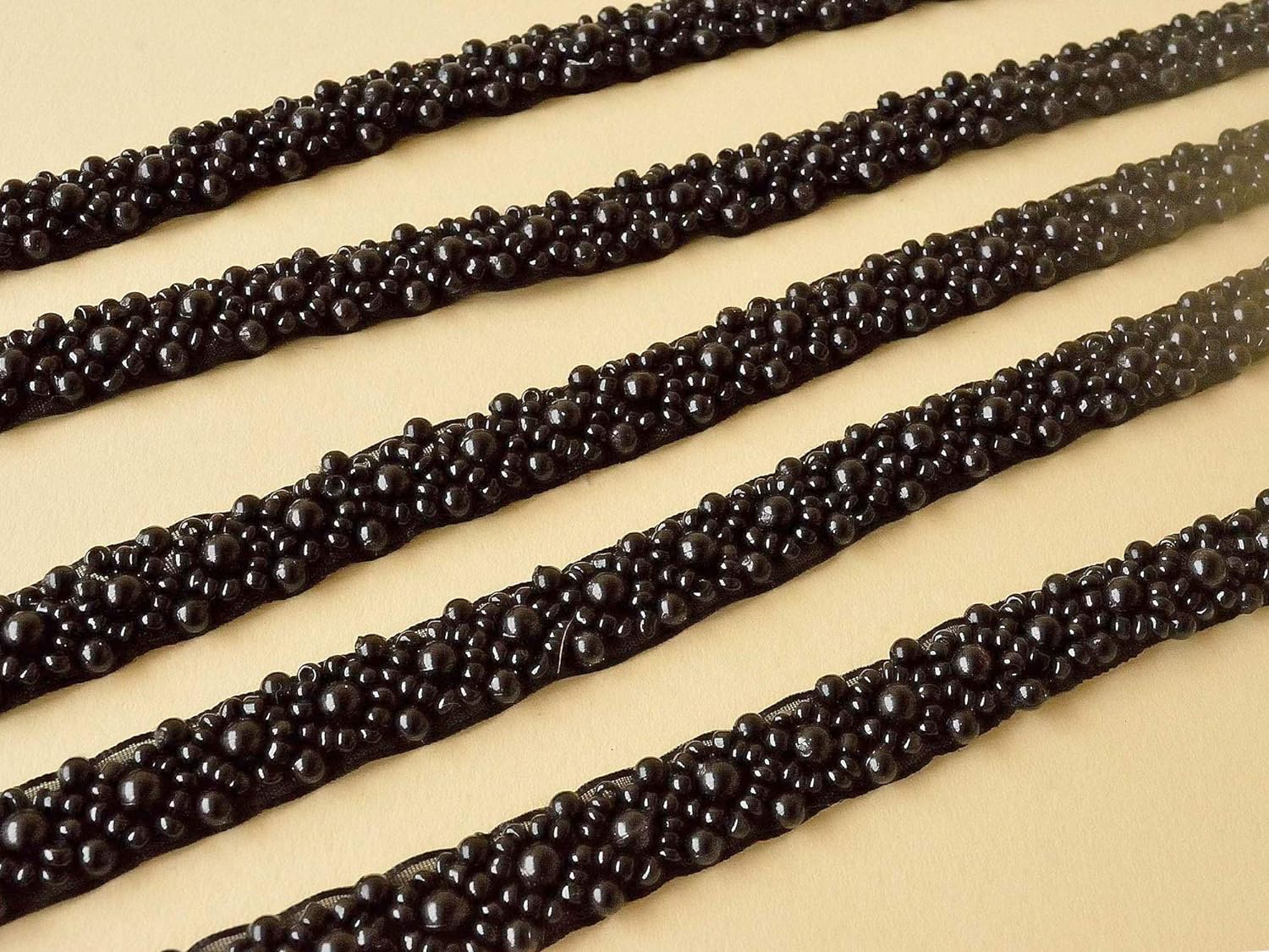 

1 Ярд Чорний Білий Перловий Мереживний Декор Сітчаста Мереживна Стрічка Прикраса Комір Рукав Мереживна Аплікація Весільна Сукня чорний