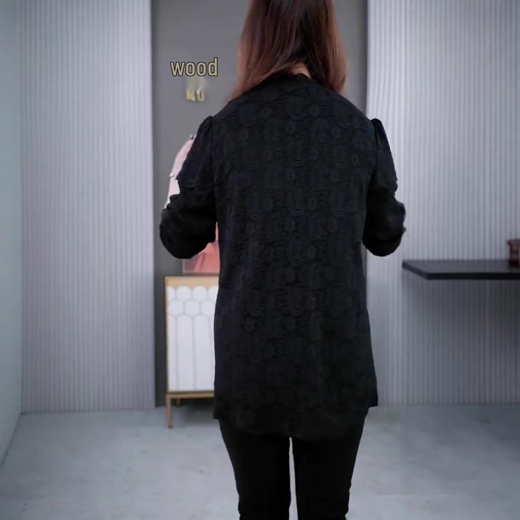 Spring 2025 European Style Lace Top for Middle-Aged Women - Plus Size Available