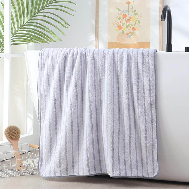 Stripe Bath Towel  , Soft, Absorbent, Quick-Drying, Refreshing & Durable. The Nap Blanket Is Very Suitable for Home, Beach And Outdoor Use