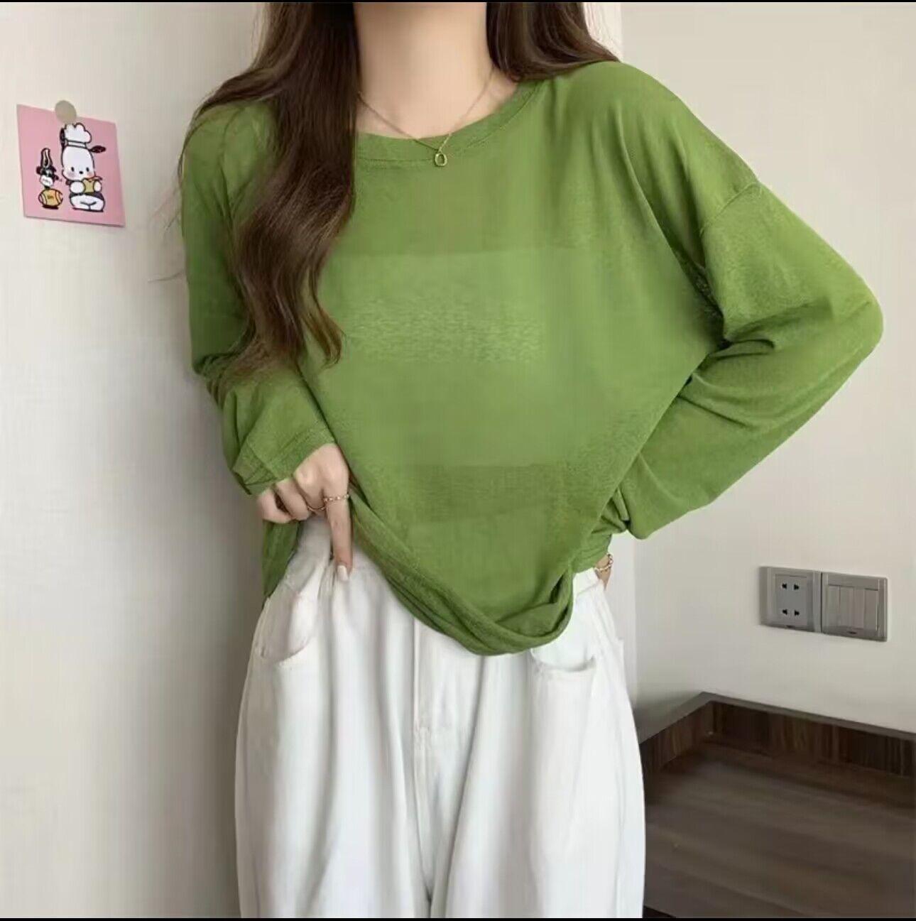 

Жіноча футболка цукеркового кольору, що облягає, з довгим рукавом для захисту від сонця One Size 80-130 lbs