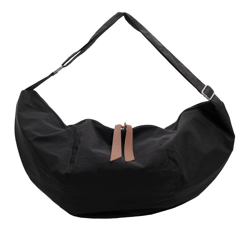 Casual dumpling bag autumn new trend fashion shoulder bag simple messenger big bag dumpling bag tide
