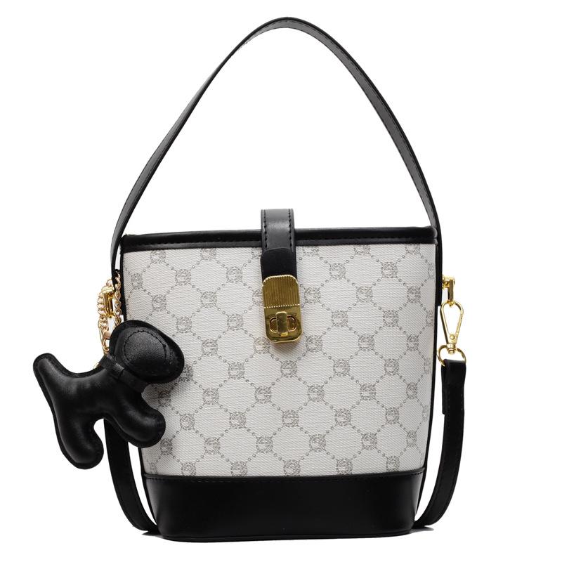 

Fashion Handbag New Bucket Bag Versatile Shoulder Messenger Bag no pendant