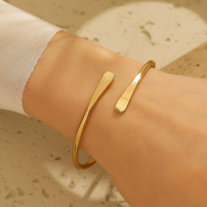 

Punk Geometry Irregular Punch Wrinkled Arm Bracelet Collar Set for Women Gothic Metal Adjustable Necklace Bar Party Zircon Gift