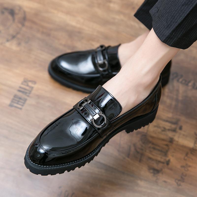 Casual leather shoes high-end thick sole inner height increase glossy retro pointed British style hair stylist