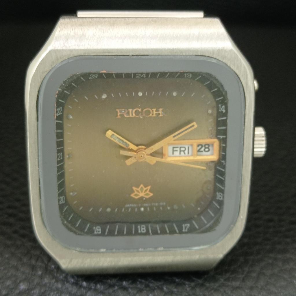 VINTAGE RICOH R31 AUTOMATIC JAPAN MENS ORIGINAL DIAL WATCH A709246-1