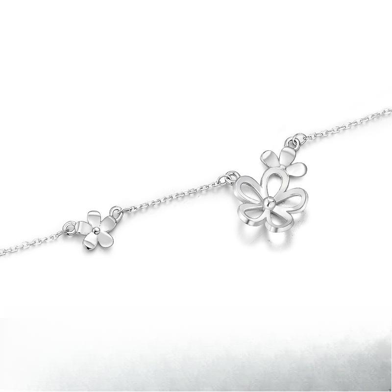Little Fresh Forest New Year Flower Necklace with Hollow Flower Collar Chain Sweet Style
