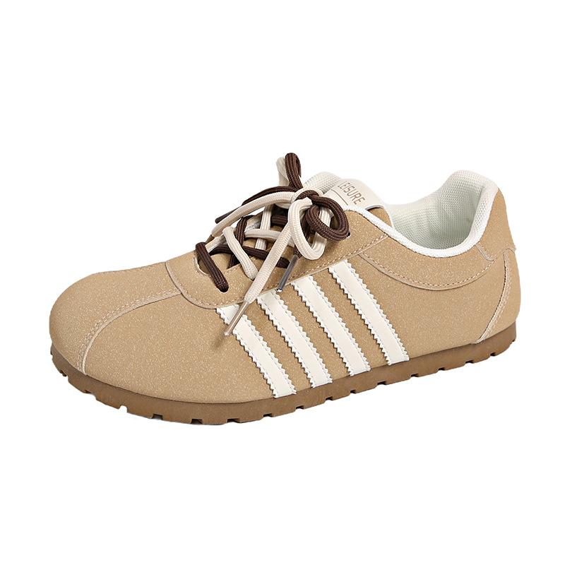 2025 little white shoes women's autumn new Korean version ins female student leisure sports versatile board shoes street shot MXG07