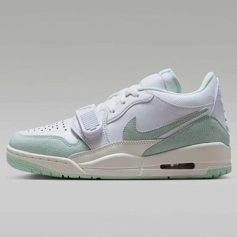 Nike Женские кроссовки Jordan AJ312 Legacy 312 Low-Top 40
