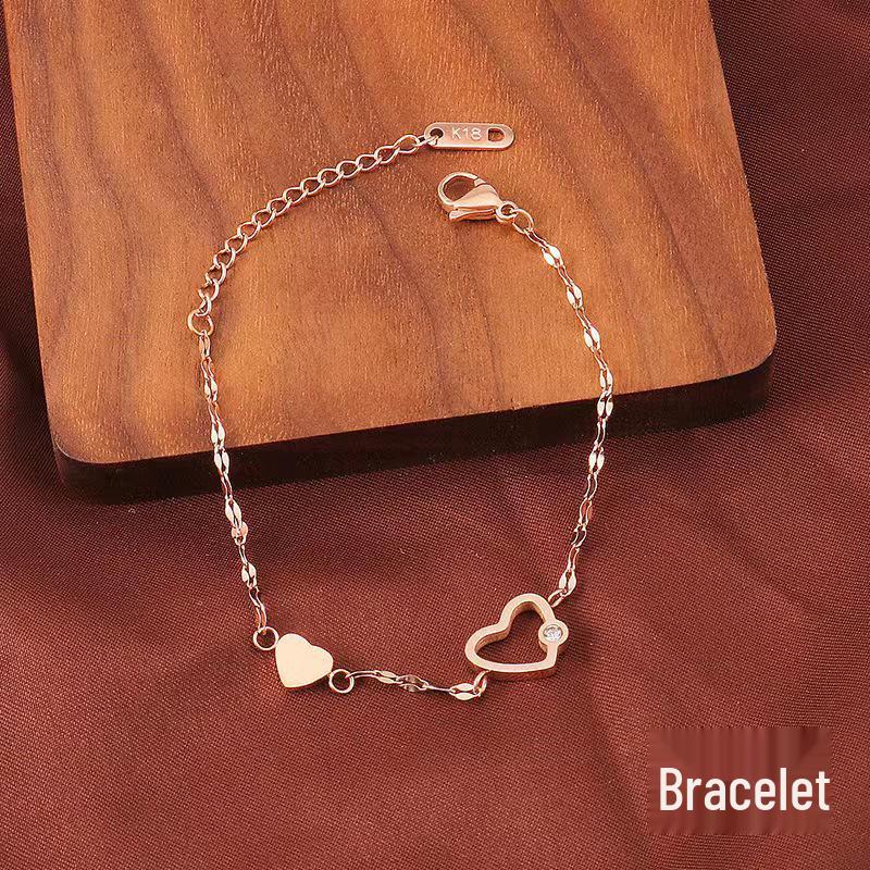 Women's Fashion Titanium Steel Bracelet: Elegant Japanese & Korean Design, Non-Fading Stainless Steel, Versatile Jewelry.