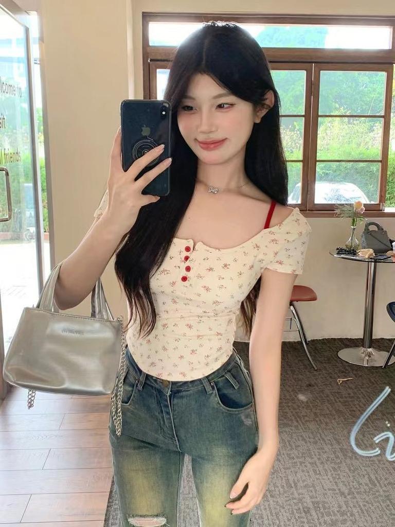 Pure Desire Fake Two Short-sleeved Women's T-shirt Summer Design Sense Niche Irregular Hem Sweet Floral Suspender Top Tide