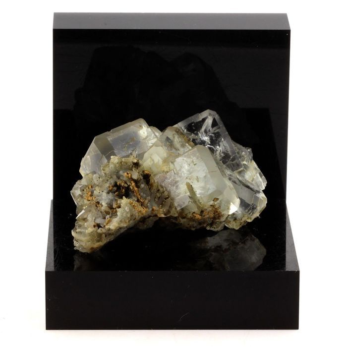 Fluorite 721.3 carats