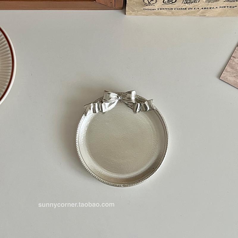 Vintage Bow Jewelry & Aromatherapy Tray: Decorative Display Plate for Ornaments & Desktop Storage