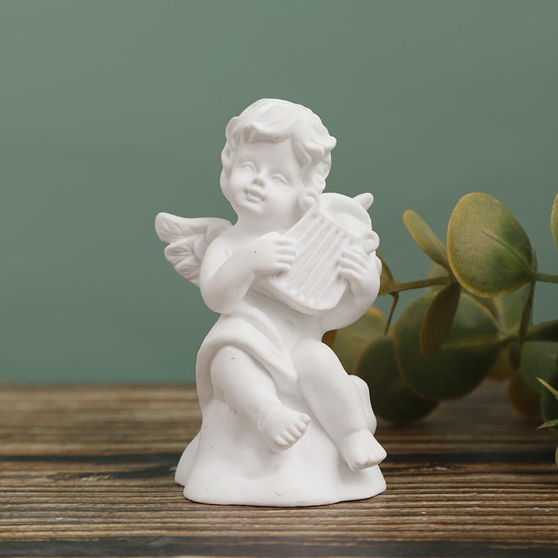 Mini Resin Angel Ornament for Home Décor and Photography Backgrounds
