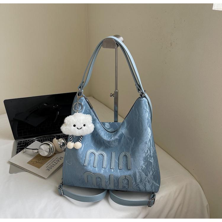 

Large-capacity commuter dumpling bag women s leisure new niche shoulder bag multi-functional backpack backpack