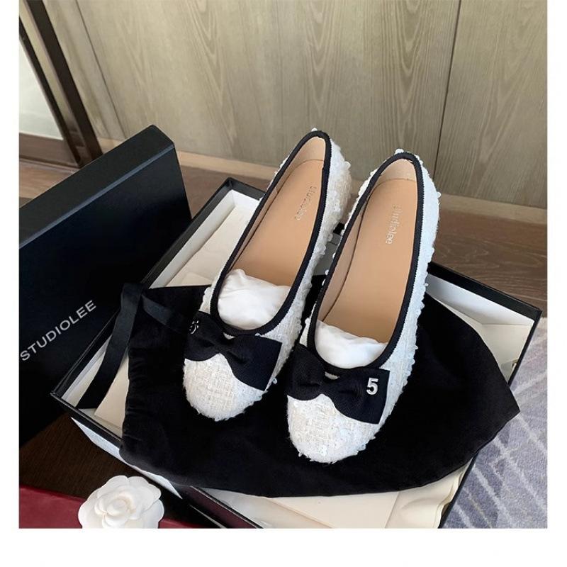 Schuhe exquisiter Schleife Perlen kleiner runder Kopf flacher Ausschnitt faule einzelne Schuhe