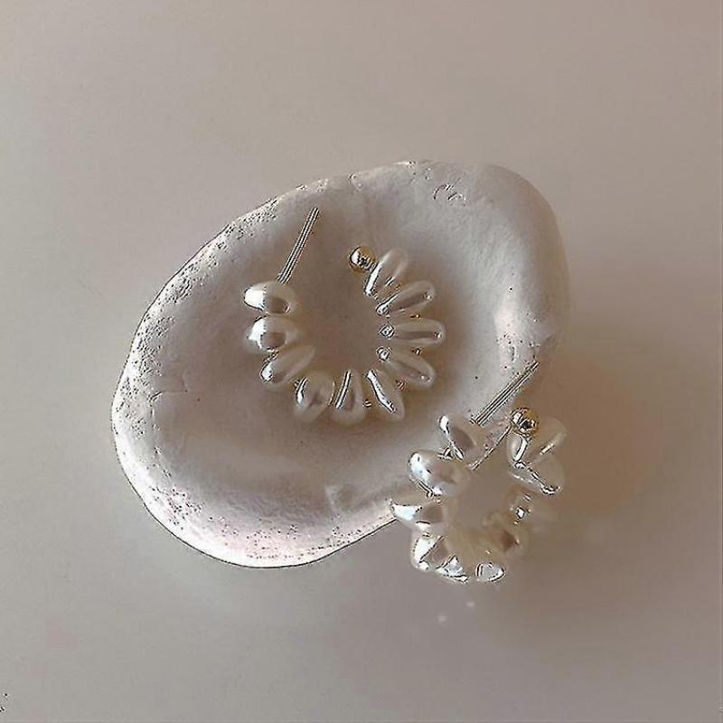 Unique Design Irregular Freshwater Pearl Hoop Earrings For Women Baroque Pearls Beads Circle Statement Earring