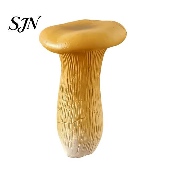 Nature Inspired Magnet 3D Mushroom Refrigerator Magnet, Resin Fake Decorative Realistic Magnets Photo Notes Holder for Whiteboard Cabinet Kitchen