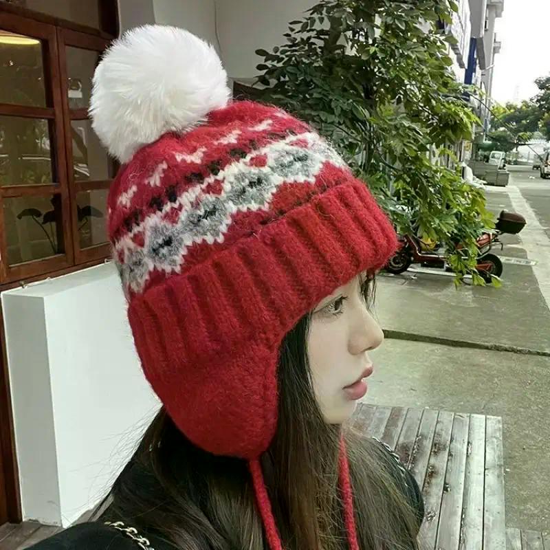 Fair Island Style Retro Jacquard Knitted Beanies Cap For Women Autumn Winter Warm Versatile Cute Pom-pom Ear Protection Hat