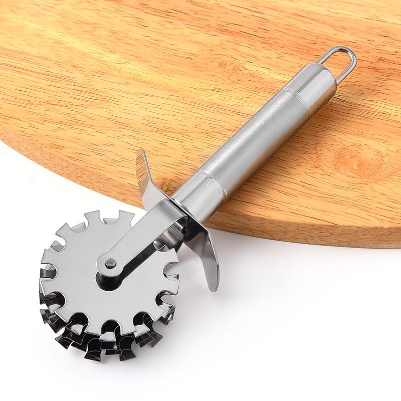 

Stainless Steel Five-Wheel Meat Tenderizer Kitchen Gadget - Roller for Steak
