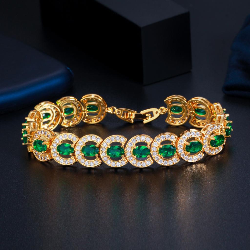 Heller Diamantbesetzter Schmuck Kupfer Galvanisiertes Gold Zirkon Armband Handschmuck Beliebte Accessoires