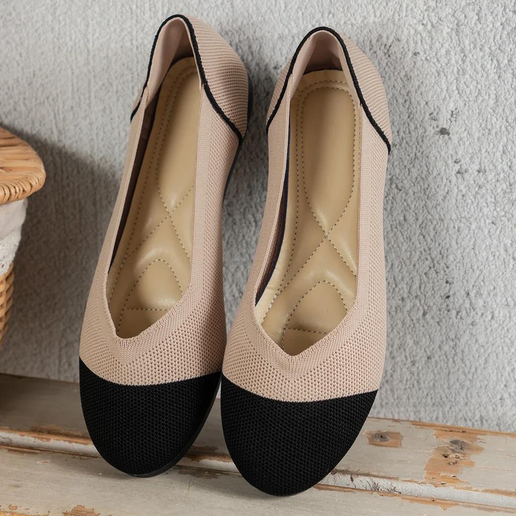 New Women's Casual Shoes Breathable Mesh Flat Shoes Best-selling Outdoor Plus Size Women's Lightweight Walking Shoes in 2024