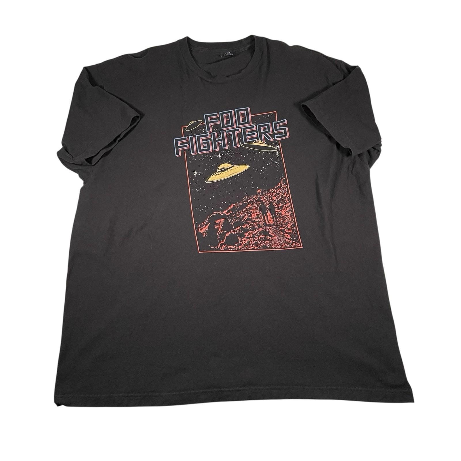 Y2K Foo Fighters 2015 Tour T 2XL Rock Band UFO Graphic Tultex Music Black Unisex T-Shirt XXXXL