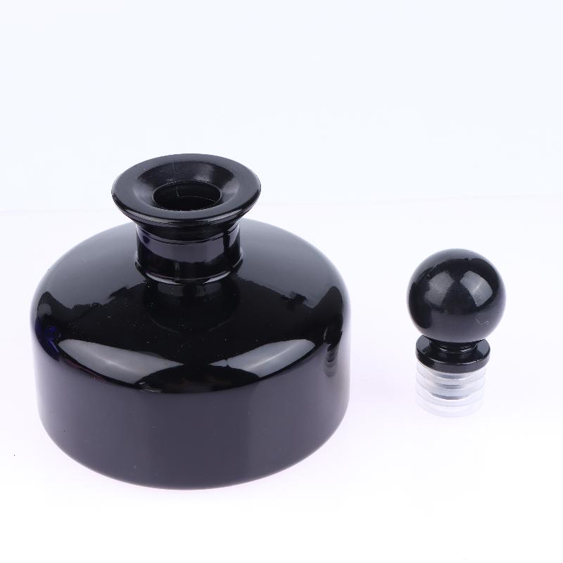 Eco-friendly 150ml Essential Oil Diffuser Bottle Empty Aromatherapy Glass Container For Home Office Air Freshener Decor