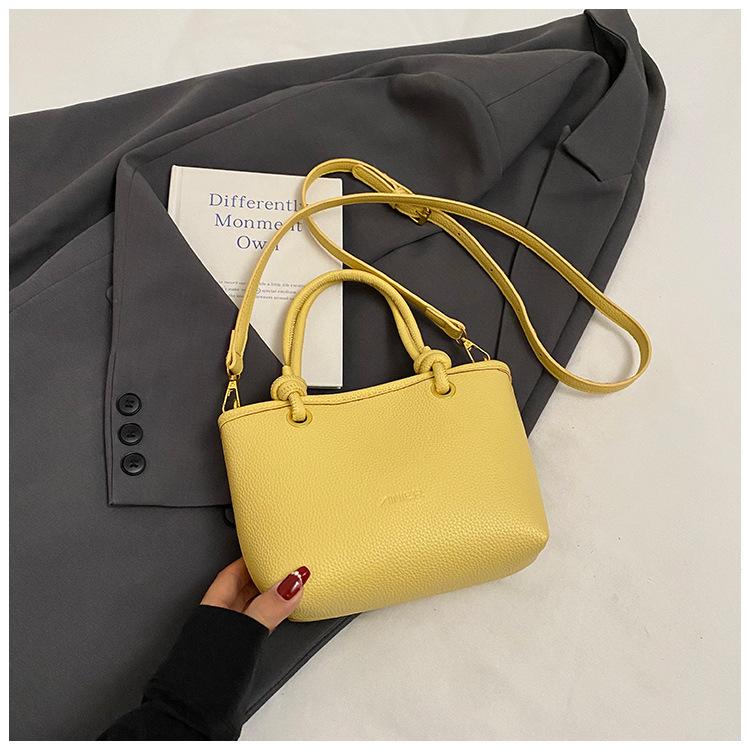Lychee Pattern Texture Simple Portable Bucket Bag New Trendy Casual Women Versatile Commuter Messenger Bag
