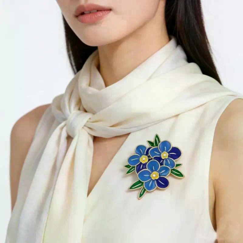Fashion Leaf Flower Brooches For Women Unisex Enamel Plant Pins Office Party Jewelry Accessories Friend Gifts