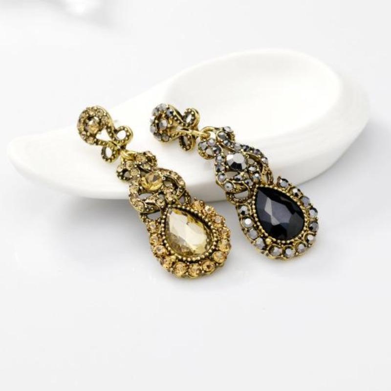 Boucles d'oreilles rétro en pierres précieuses colorées en cristal, boucles d'oreilles européennes et américaines à la mode et polyvalentes pour dames