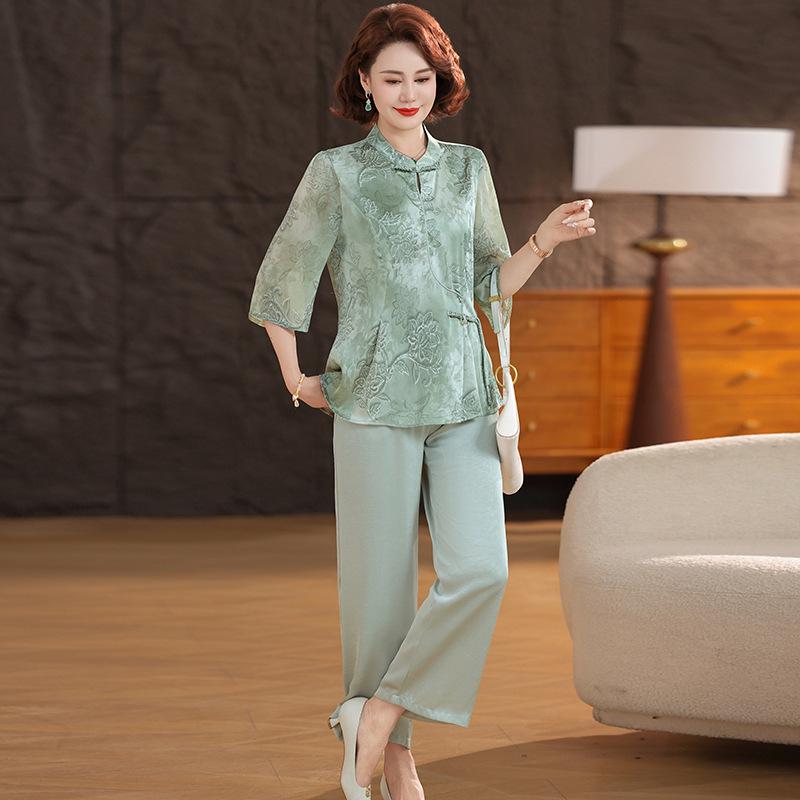

Chic Middle-aged Women s Two-Piece Chiffon Set - Chinese Style Trendy Top & Shirt 5XL [145-160 kg]