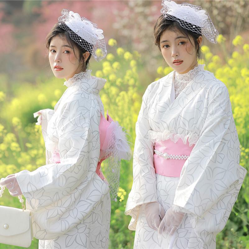 Japanese Furisode Kimono: Women's Traditional Formal Wear for Photography