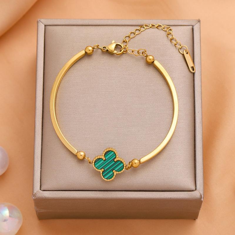 Elegantes Damenarmband aus Titanstahl - Stilvolles High-End-Design, Leichter Luxus, Vielseitiges Modeaccessoire