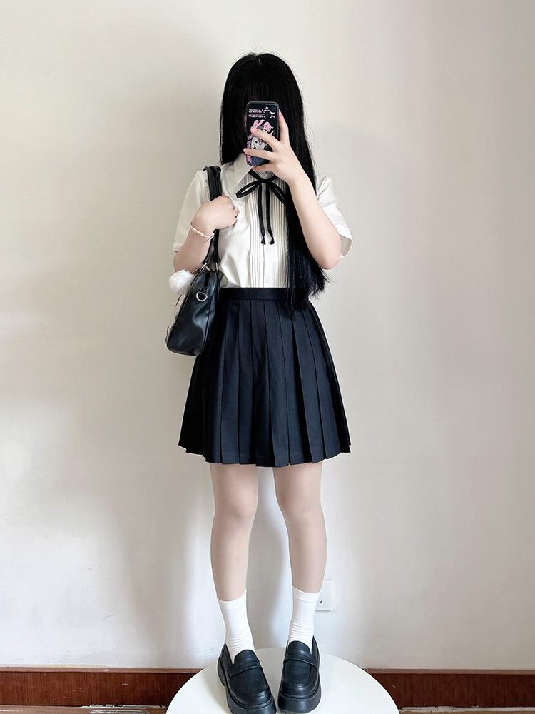 Women's Original Solid Color Pleated Skirt: Short, Medium, and Long Options for Student Graduation Photos