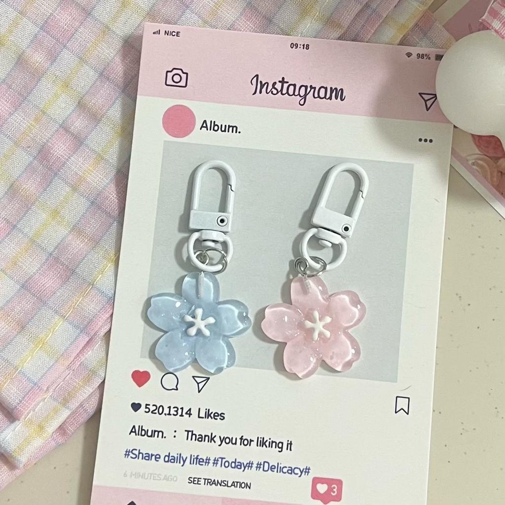 Creative Lovely Flower Keyring Sweet Jelly Color Sakura Keychain Pendant Cute Fashion Backpack Hanging Ornaments Couple Gifts
