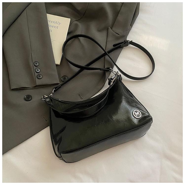 Retro Classic Style Large-capacity Shoulder Bag 2025 New High-end Underarm Tote Bag Commuter Casual Messenger Bag