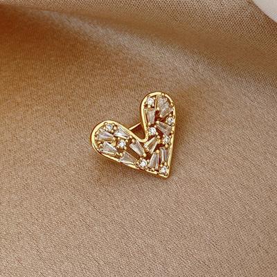 Yousheng Women Brooch Hollow Out Heart Shape Rhinestone Anti-slip Wear-resistant Coat Collar Hat Scarf Decoration Clothes Pin Garment Jewelry